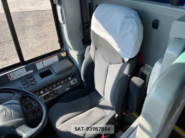 Hino Selega 2014-09 1474962-25