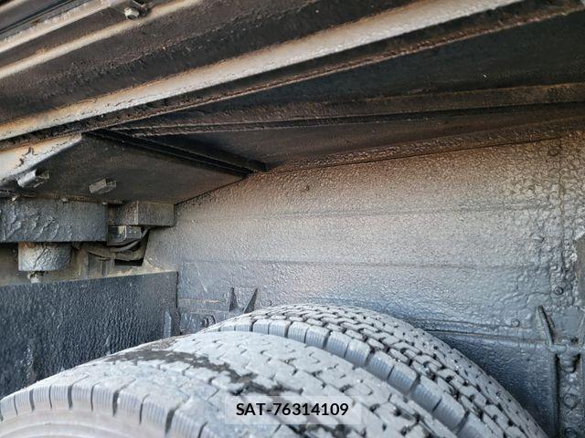Hino Selega 2005-12 2100890-21