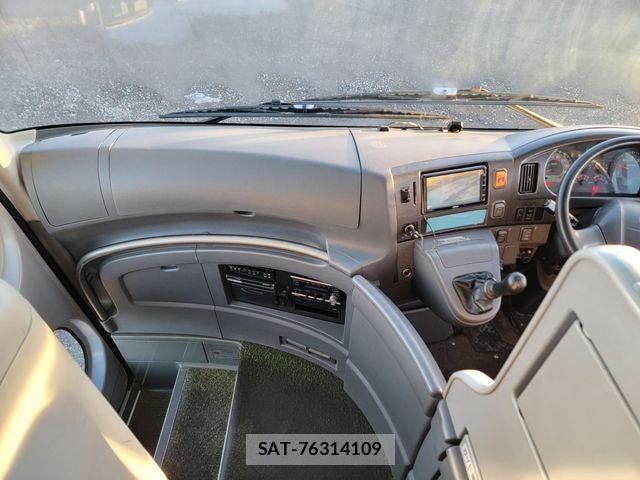 Hino Selega 2005-12 2100890-24