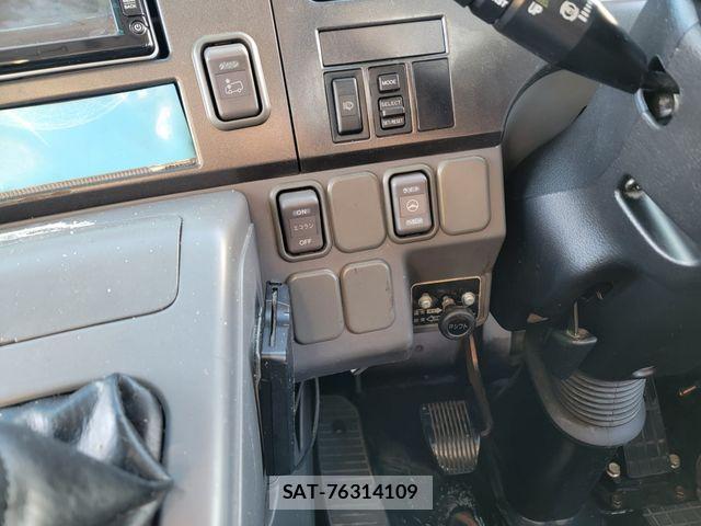 Hino Selega 2005-12 2100890-25