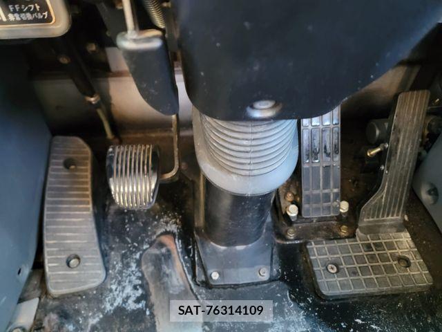 Hino Selega 2005-12 2100890-29