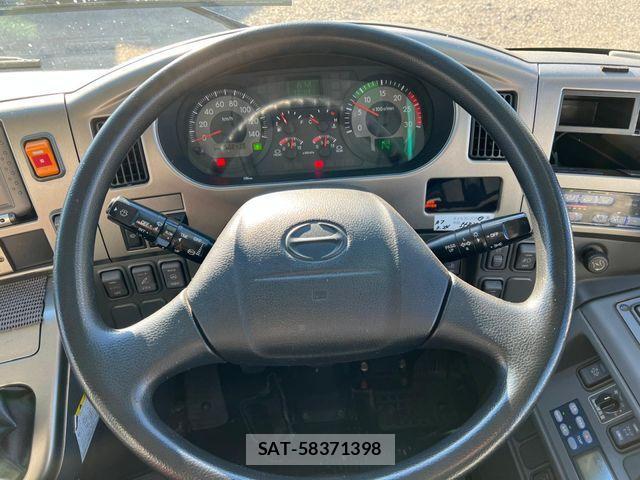 Hino Selega 2007-02 2676053-11