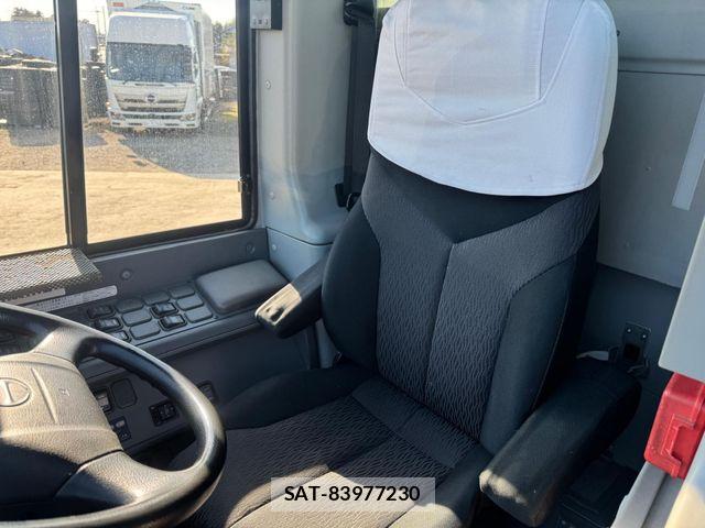 Hino Selega 2008-09 6219224-26