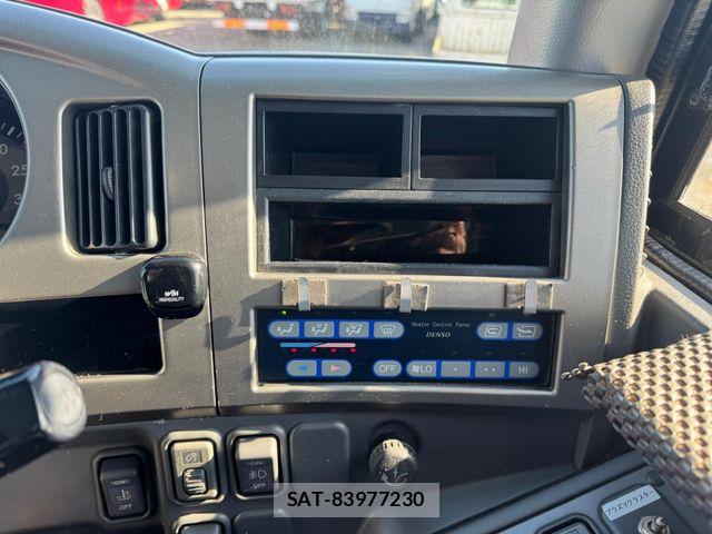 Hino Selega 2008-09 6219224-8