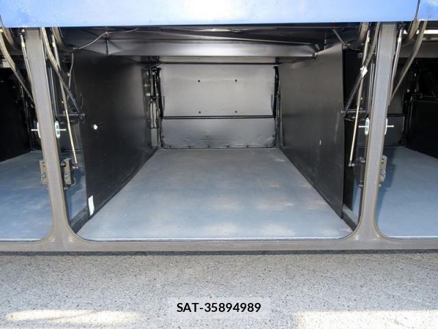 Hino Selega 2018-06 6791468-9
