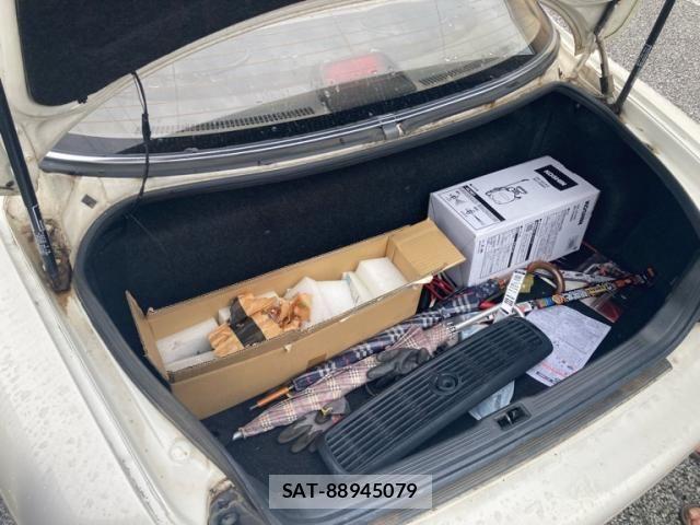Mazda SENTIA 1994-10 8101748-12