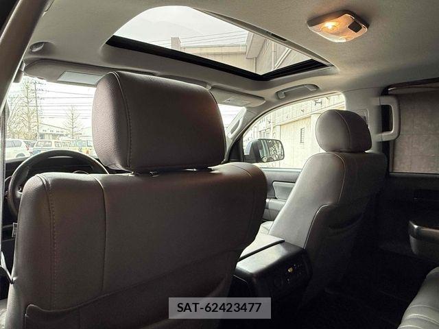 Toyota SEQUOIA 2018-06 6017813-9