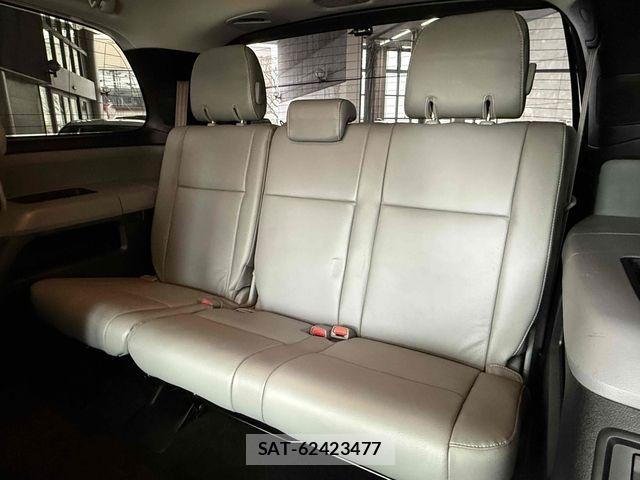 Toyota SEQUOIA 2018-06 6017813-11