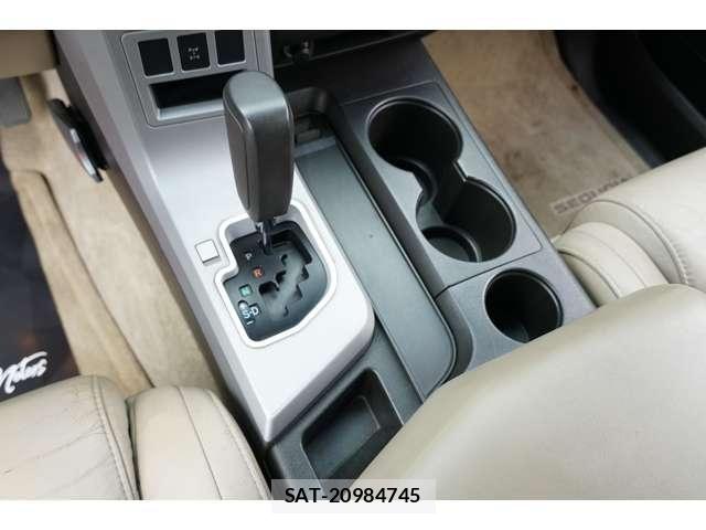 Toyota SEQUOIA 2011-10 7728247-26