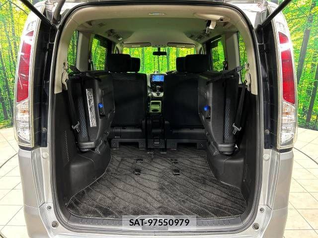 Nissan SERENA 2013-02 622570-11
