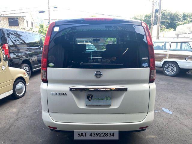 Nissan SERENA 2010-07 1126315-8