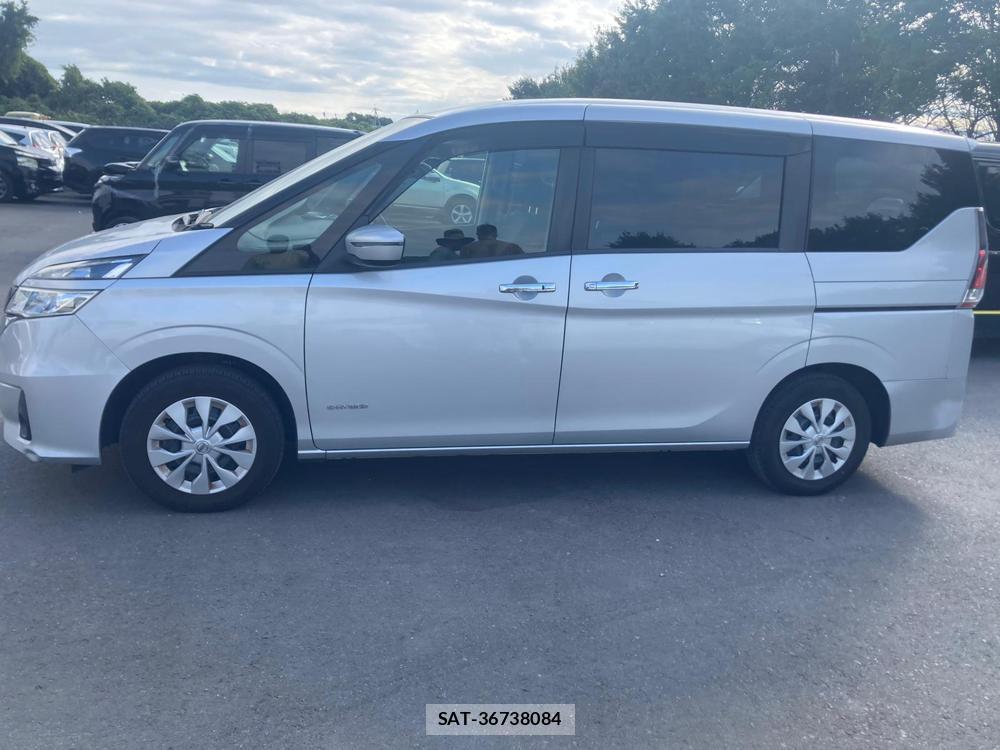 Nissan SERENA 2018 1300089-1