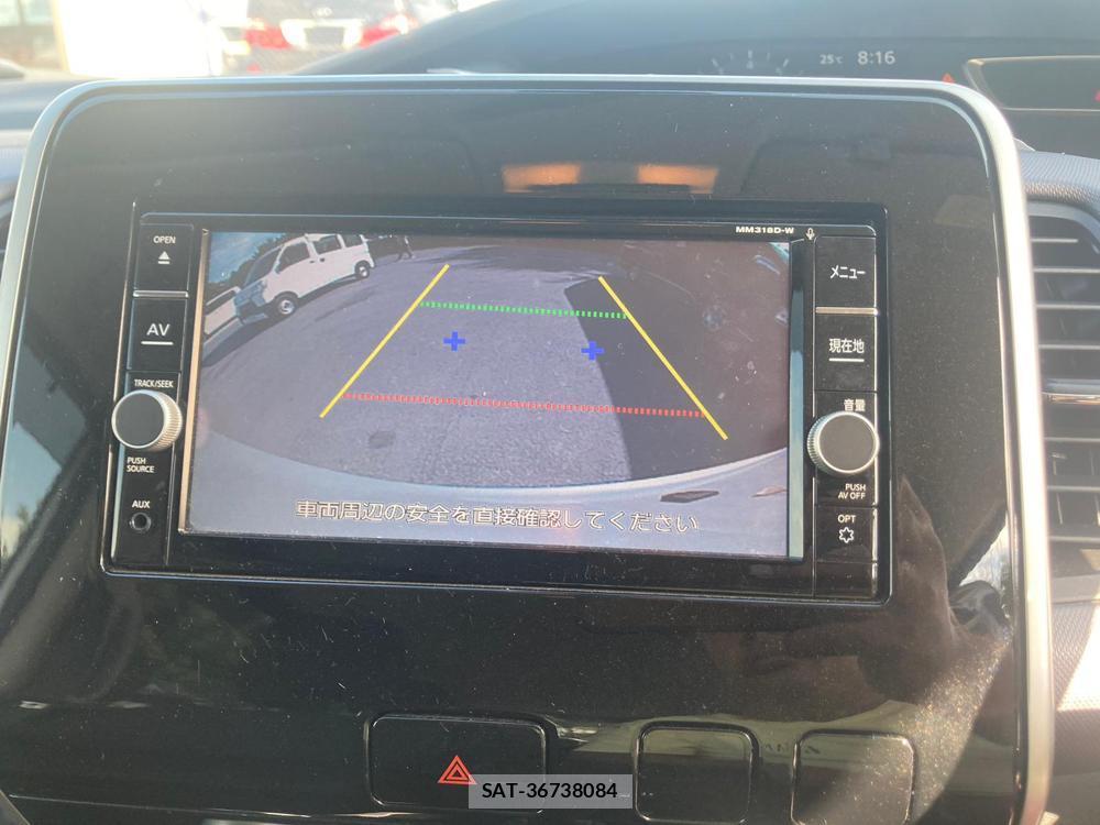 Nissan SERENA 2018 1300089-19