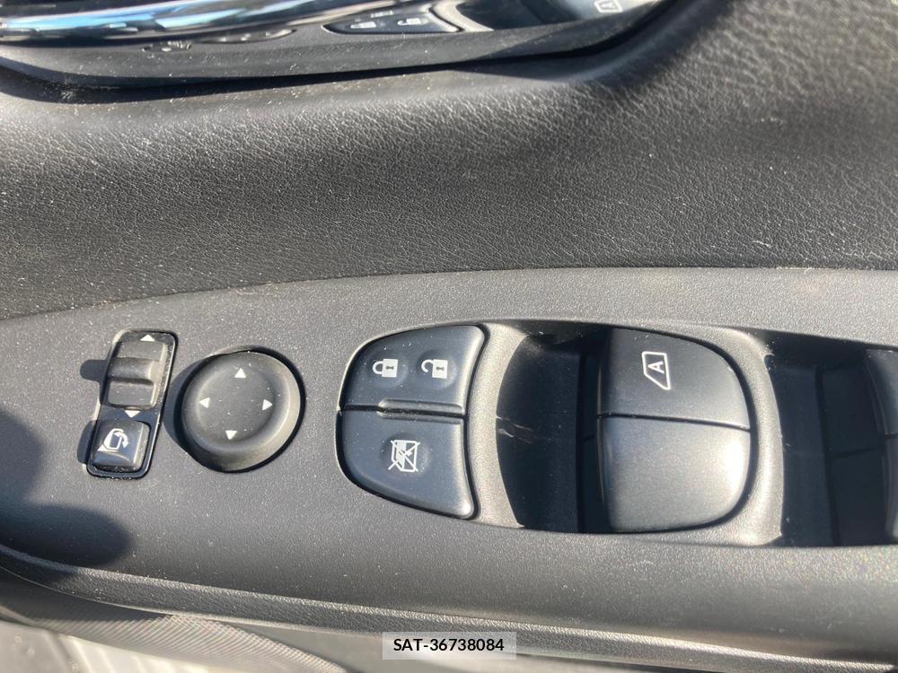 Nissan SERENA 2018 1300089-22