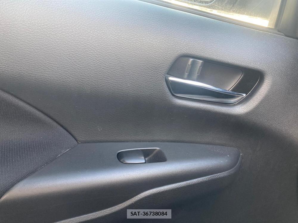 Nissan SERENA 2018 1300089-23