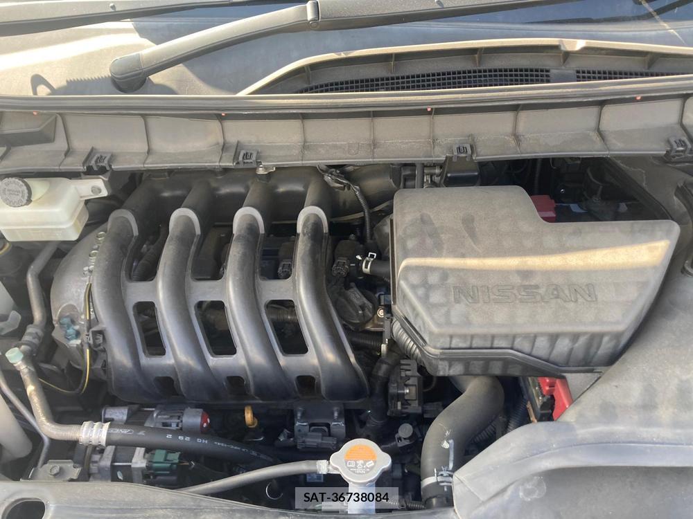 Nissan SERENA 2018 1300089-30