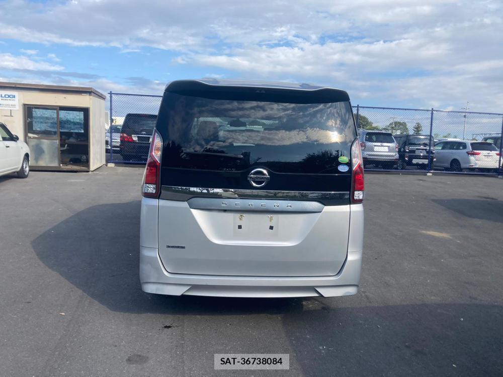 Nissan SERENA 2018 1300089-3