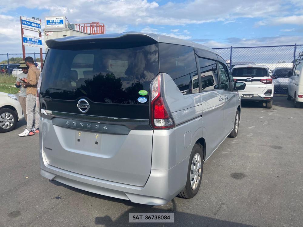 Nissan SERENA 2018 1300089-4