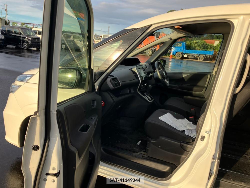 Nissan SERENA 2018 1243433-10