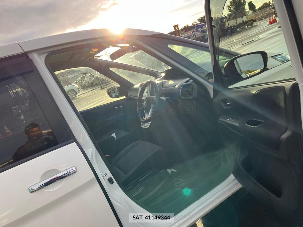 Nissan SERENA 2018 1243433-11