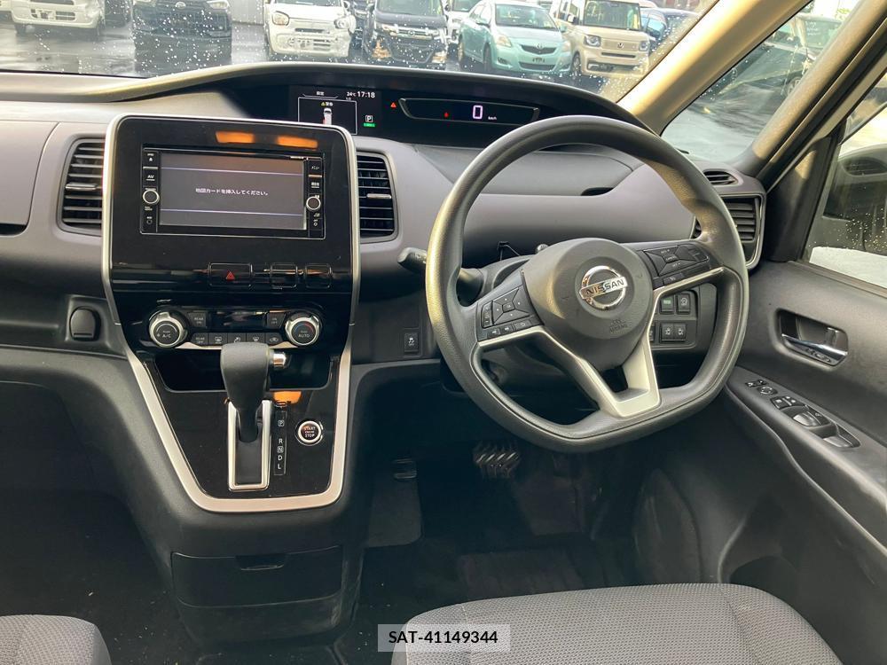 Nissan SERENA 2018 1243433-13