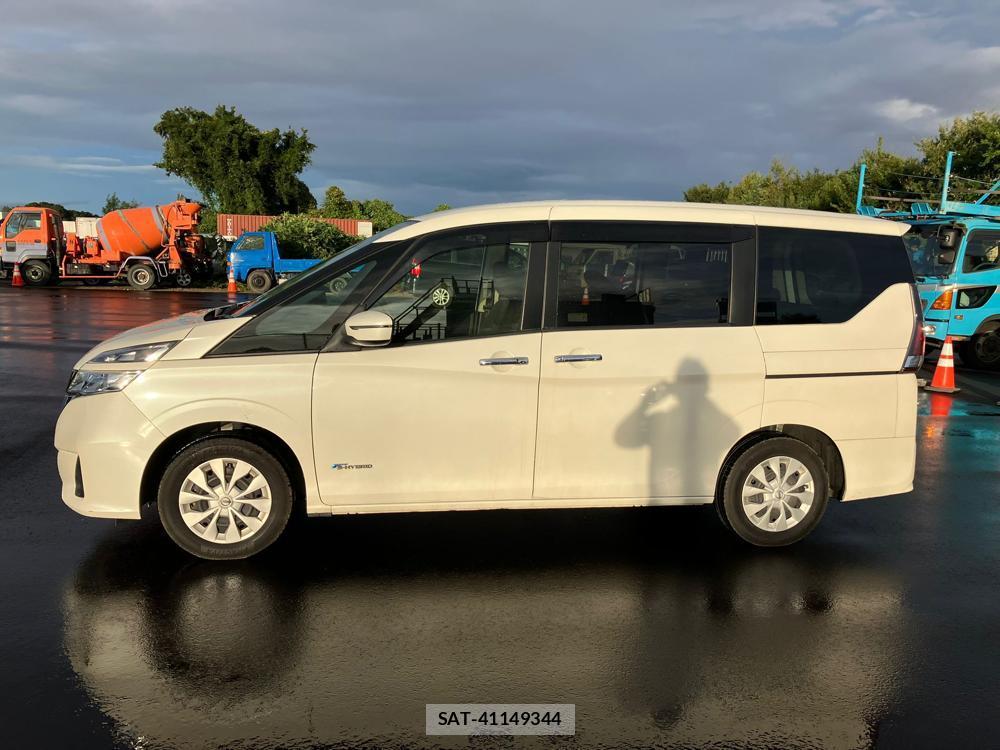 Nissan SERENA 2018 1243433-1