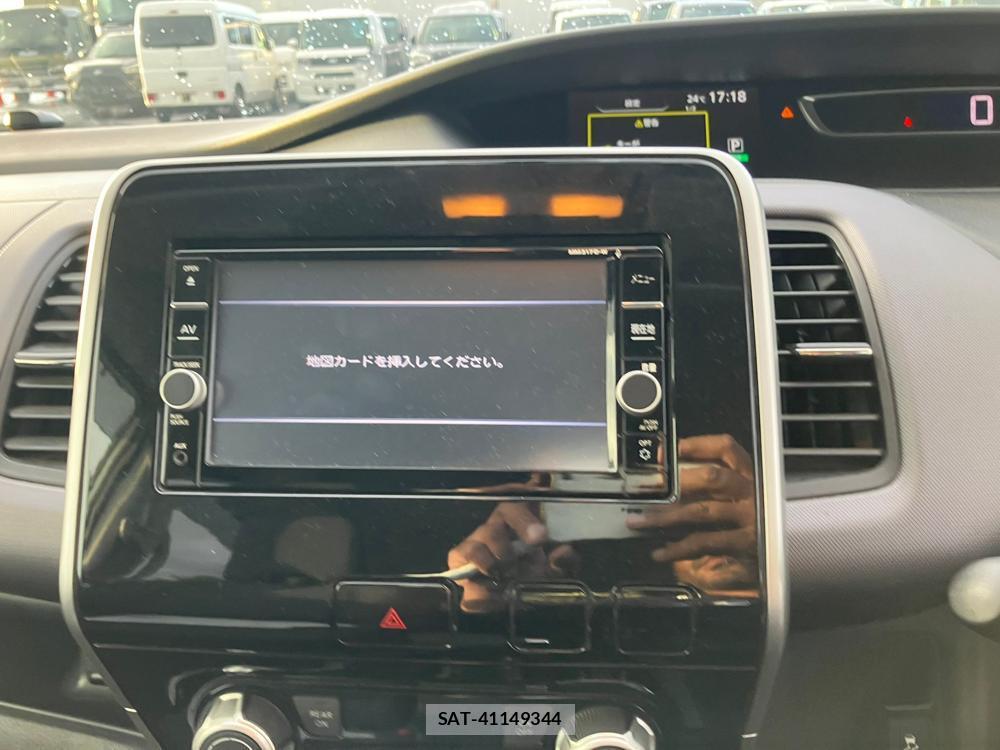 Nissan SERENA 2018 1243433-19