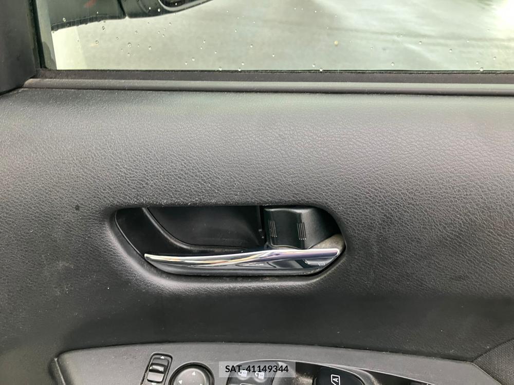 Nissan SERENA 2018 1243433-23