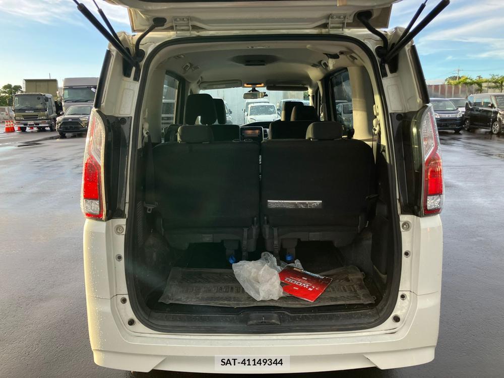 Nissan SERENA 2018 1243433-26