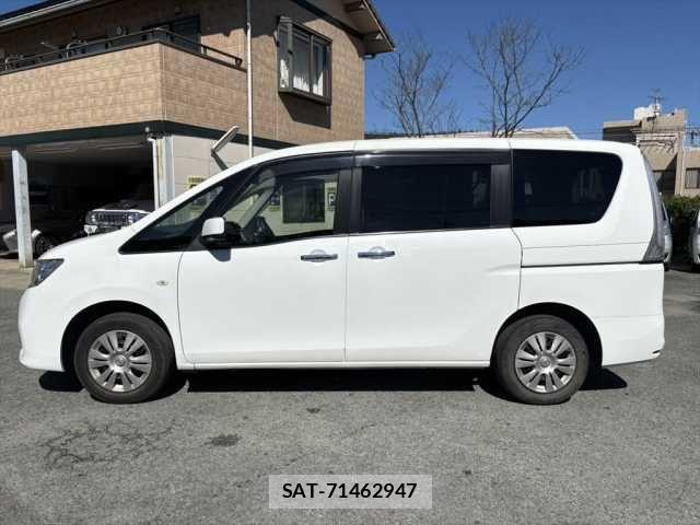 Nissan SERENA 2013-01 1323219-12