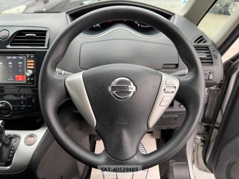 Nissan SERENA 2013 1388633-10