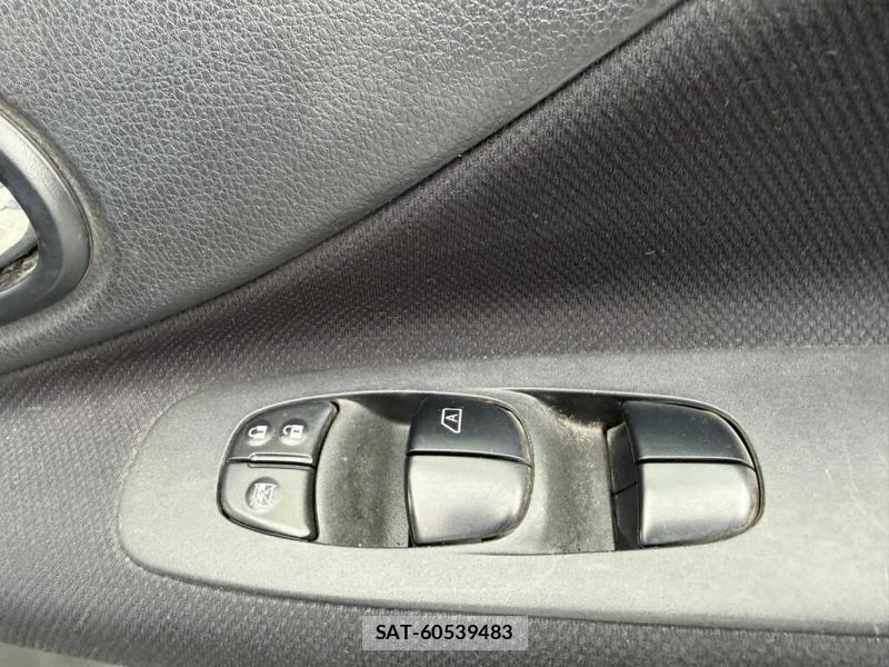 Nissan SERENA 2013 1388633-15