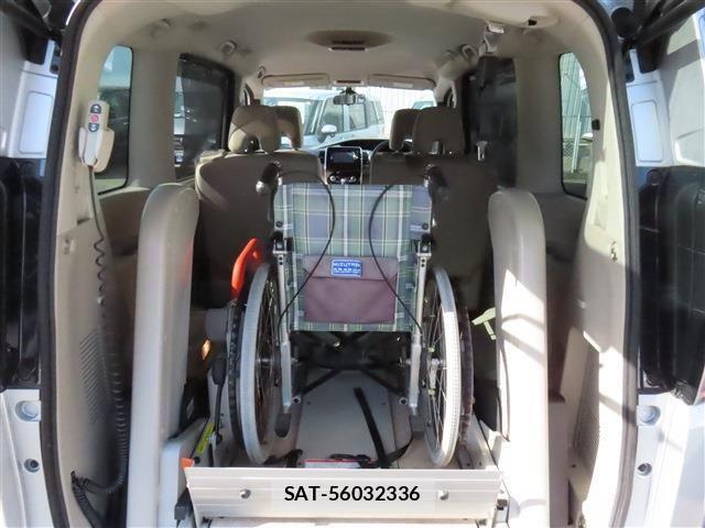 Nissan SERENA 2016-11 1414704-7