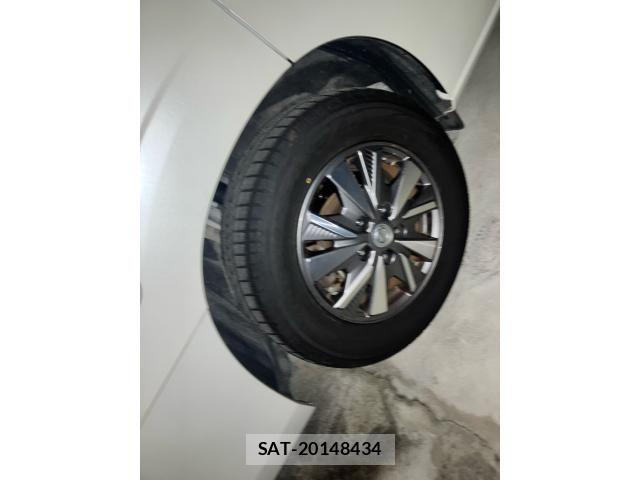 Nissan SERENA 2018-10 2251385-7