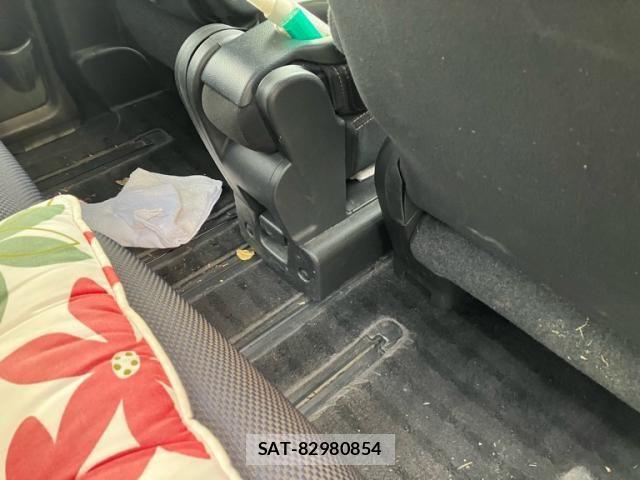 Nissan SERENA 2010-09 2966973-17