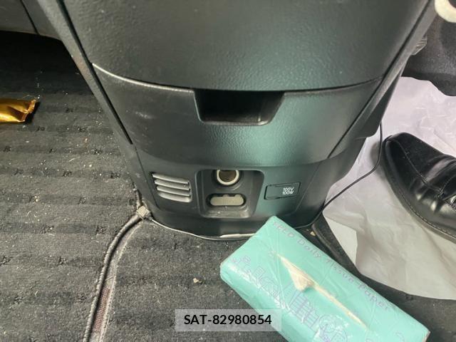 Nissan SERENA 2010-09 2966973-27