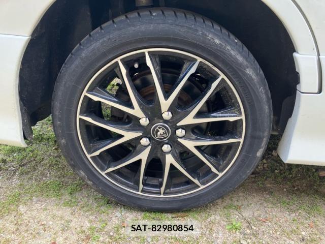 Nissan SERENA 2010-09 2966973-8