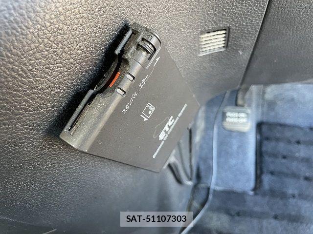 Nissan SERENA 2010-11 3016538-10