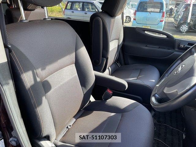 Nissan SERENA 2010-11 3016538-13