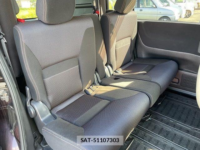 Nissan SERENA 2010-11 3016538-14