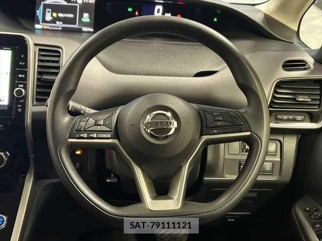 Nissan SERENA 2018-12 3776119-13