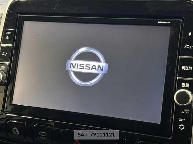 Nissan SERENA 2018-12 3776119-3
