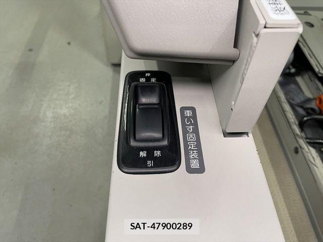 Nissan SERENA 2020-10 3935789-7