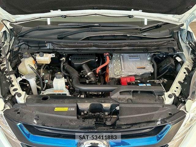 Nissan SERENA 2018-12 4140743-19