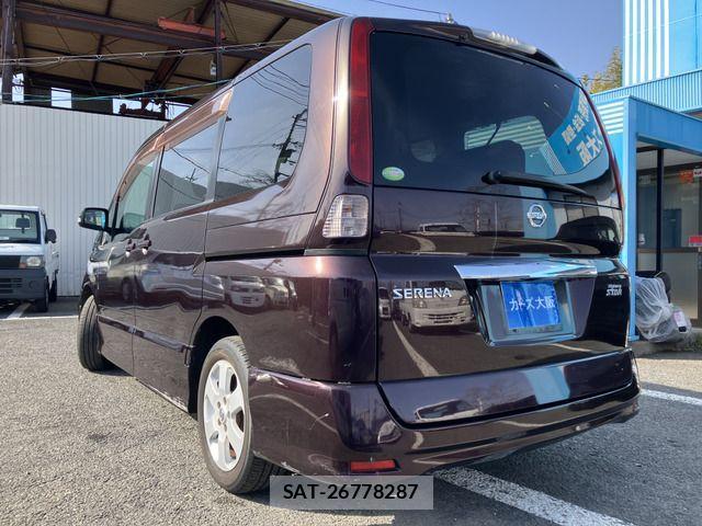 Nissan SERENA 2009-10 4394885-3