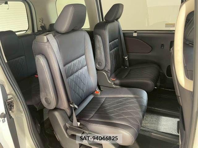 Nissan SERENA 2019-10 4757722-10