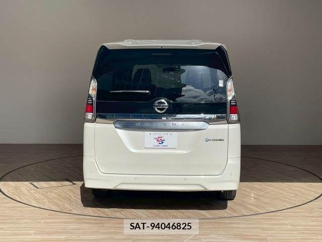 Nissan SERENA 2019-10 4757722-14