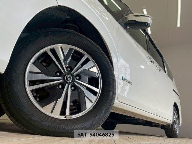 Nissan SERENA 2019-10 4757722-18