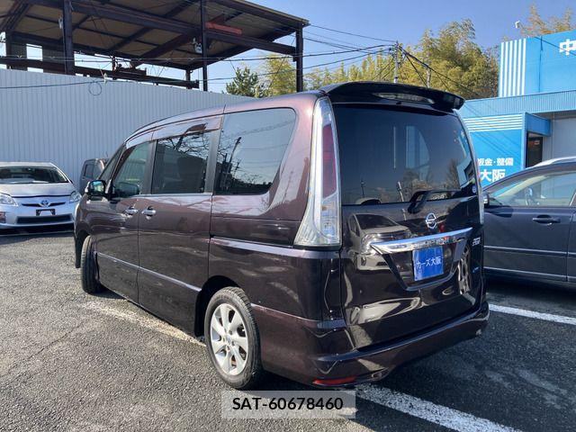 Nissan SERENA 2012-01 5878066-2