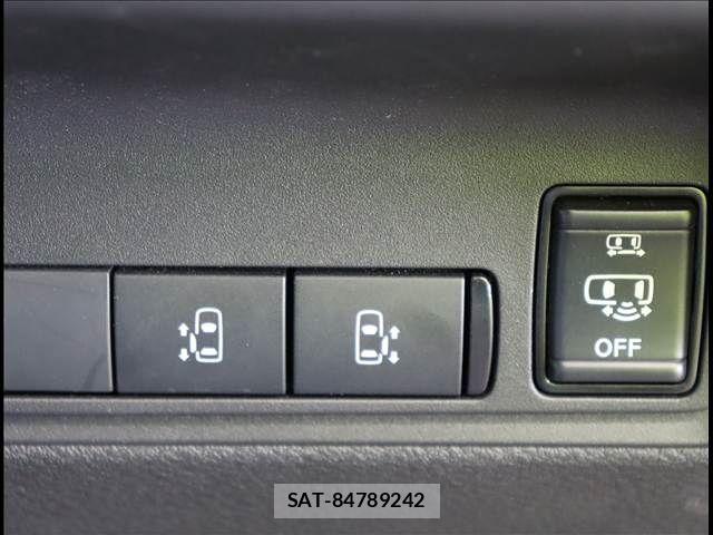 Nissan SERENA 2024-06 5877884-17